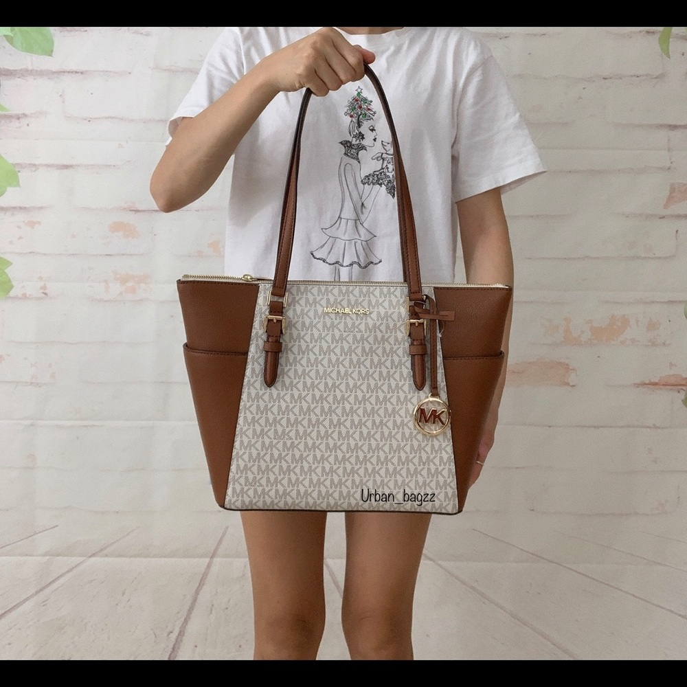 Michael Kors Charlotte Large Top Zip Tote - Picture 2 of 11